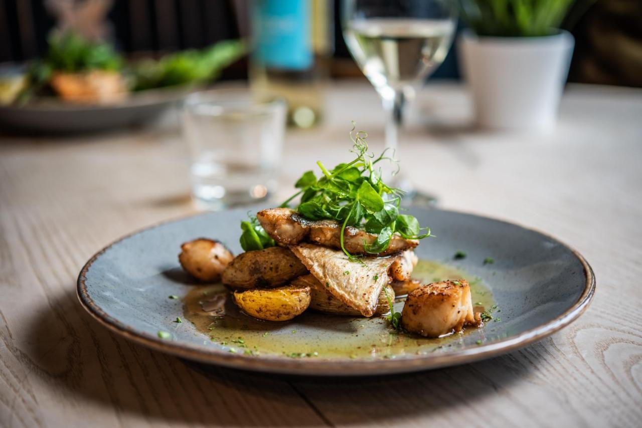 The Kings Arms Otterton Hotel บัดลีห์ ซอลเทอร์ตัน ภายนอก รูปภาพ