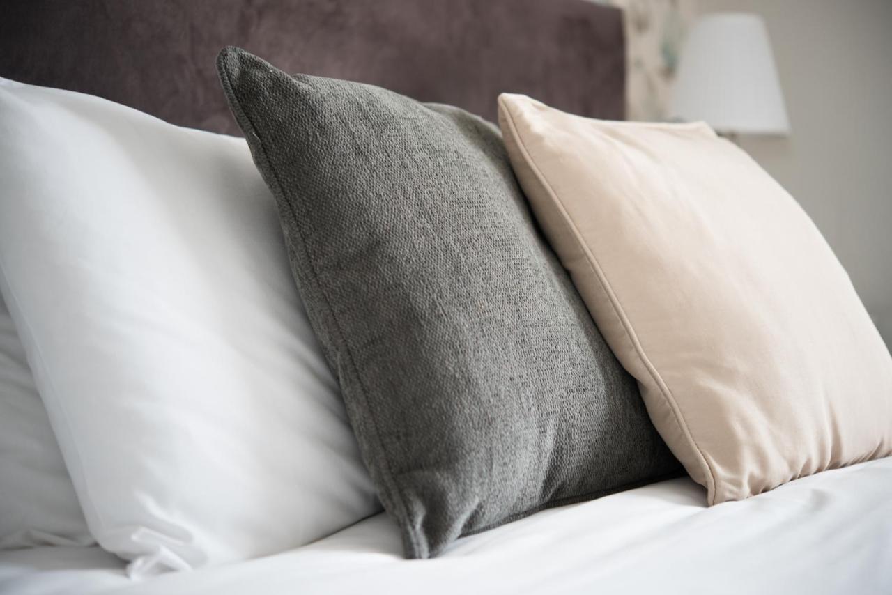 The Kings Arms Otterton Hotel บัดลีห์ ซอลเทอร์ตัน ภายนอก รูปภาพ