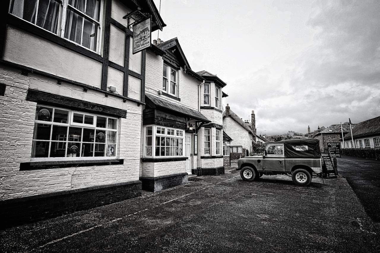 The Kings Arms Otterton Hotel บัดลีห์ ซอลเทอร์ตัน ภายนอก รูปภาพ